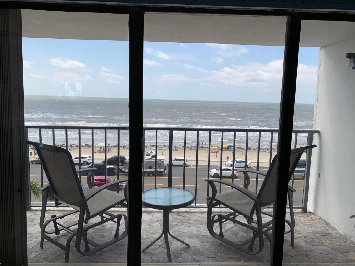 Amazing And Spectacular Ocean And Views In
