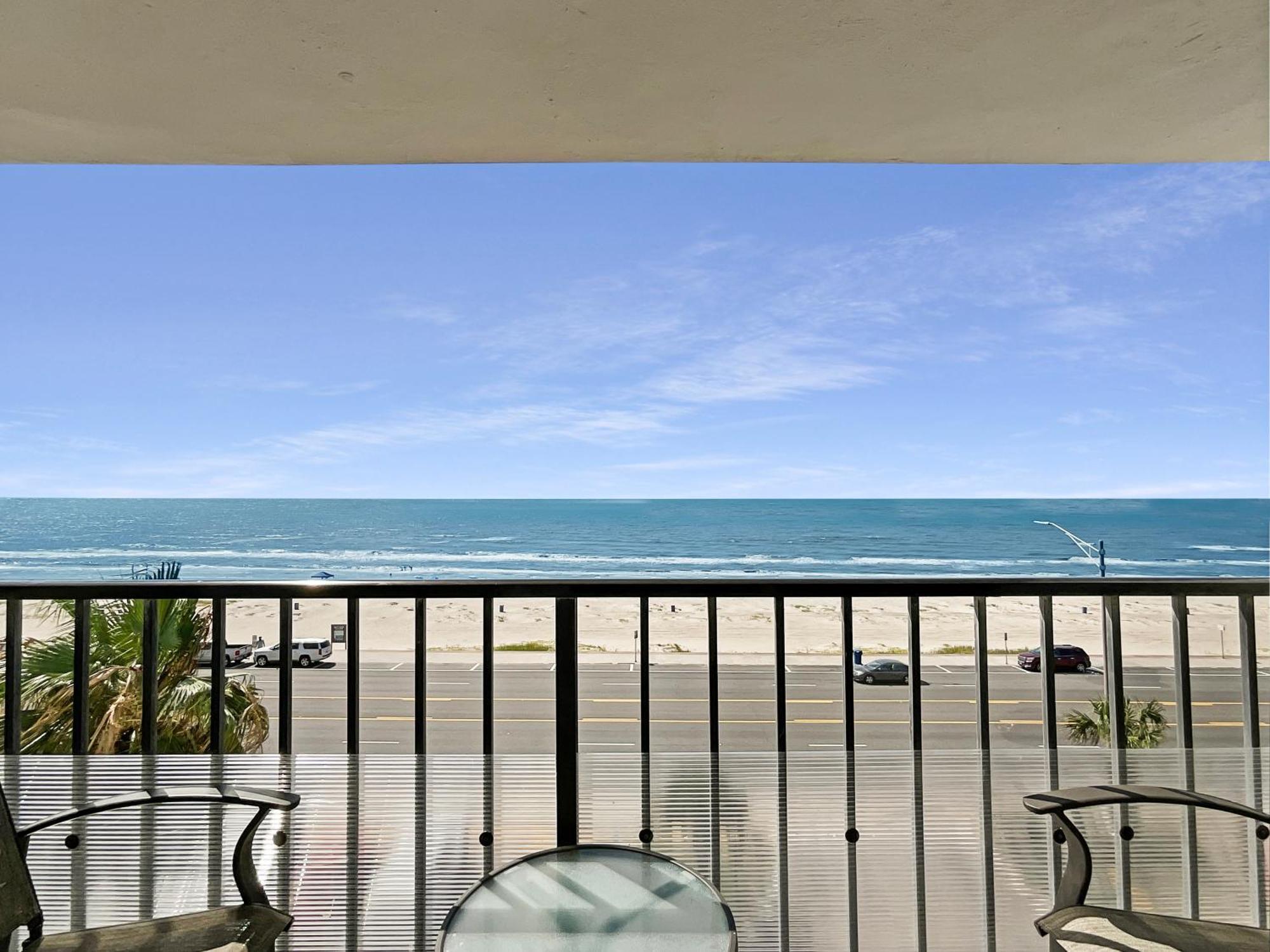 Amazing And Spectacular Ocean And Views In