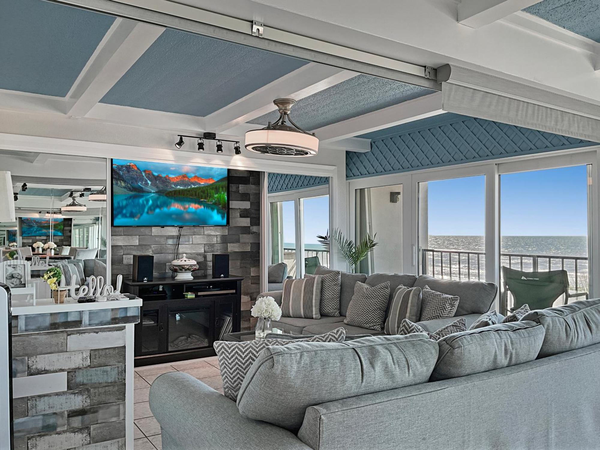 Amazing And Spectacular Ocean And Views In *