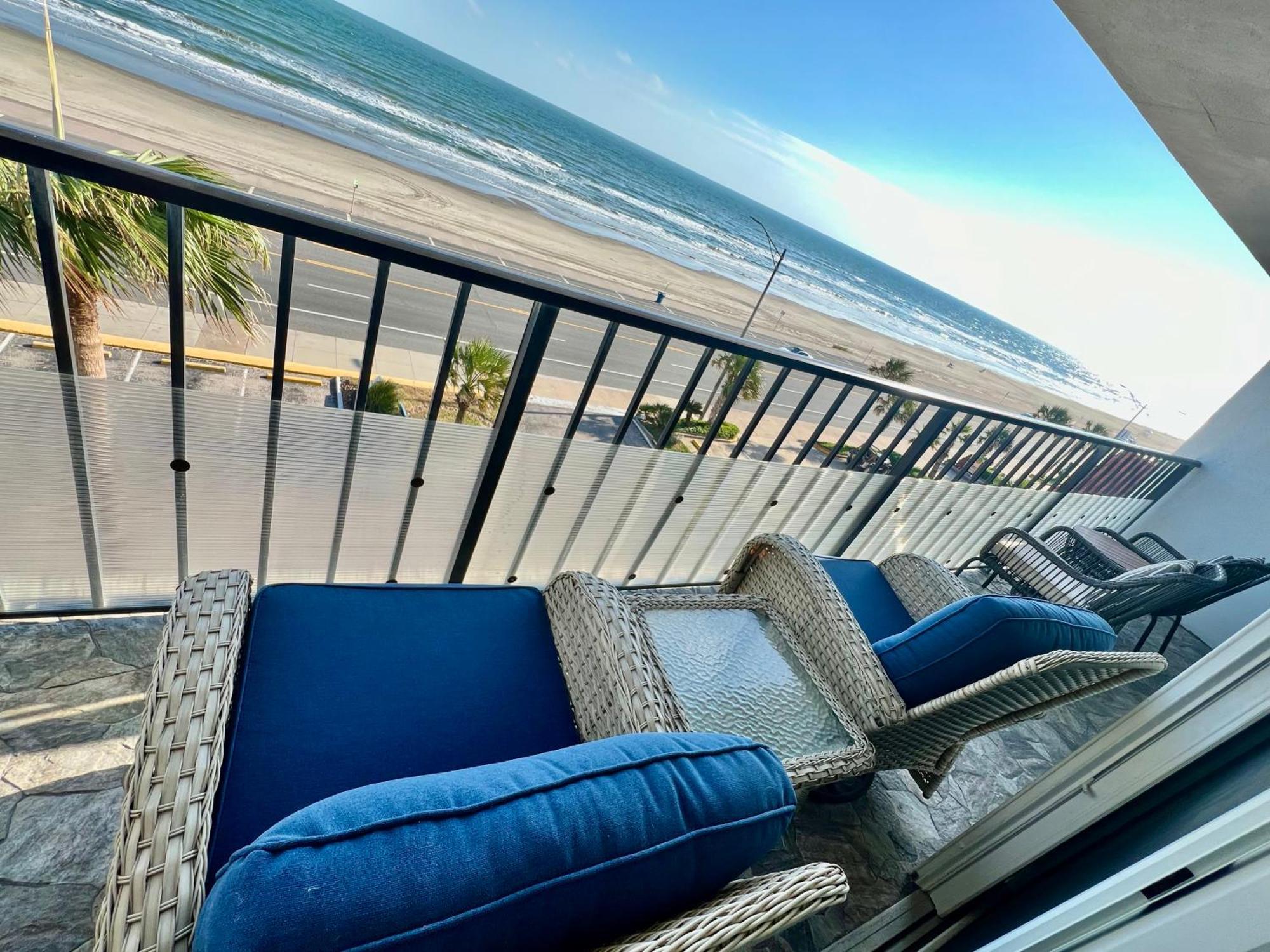 Amazing And Spectacular Ocean And Views In Hébergement de vacances